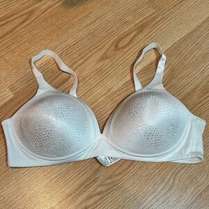 Warners Bra 40C Wireless Contour T-Shirt‎ Bra Ivory Animal Print